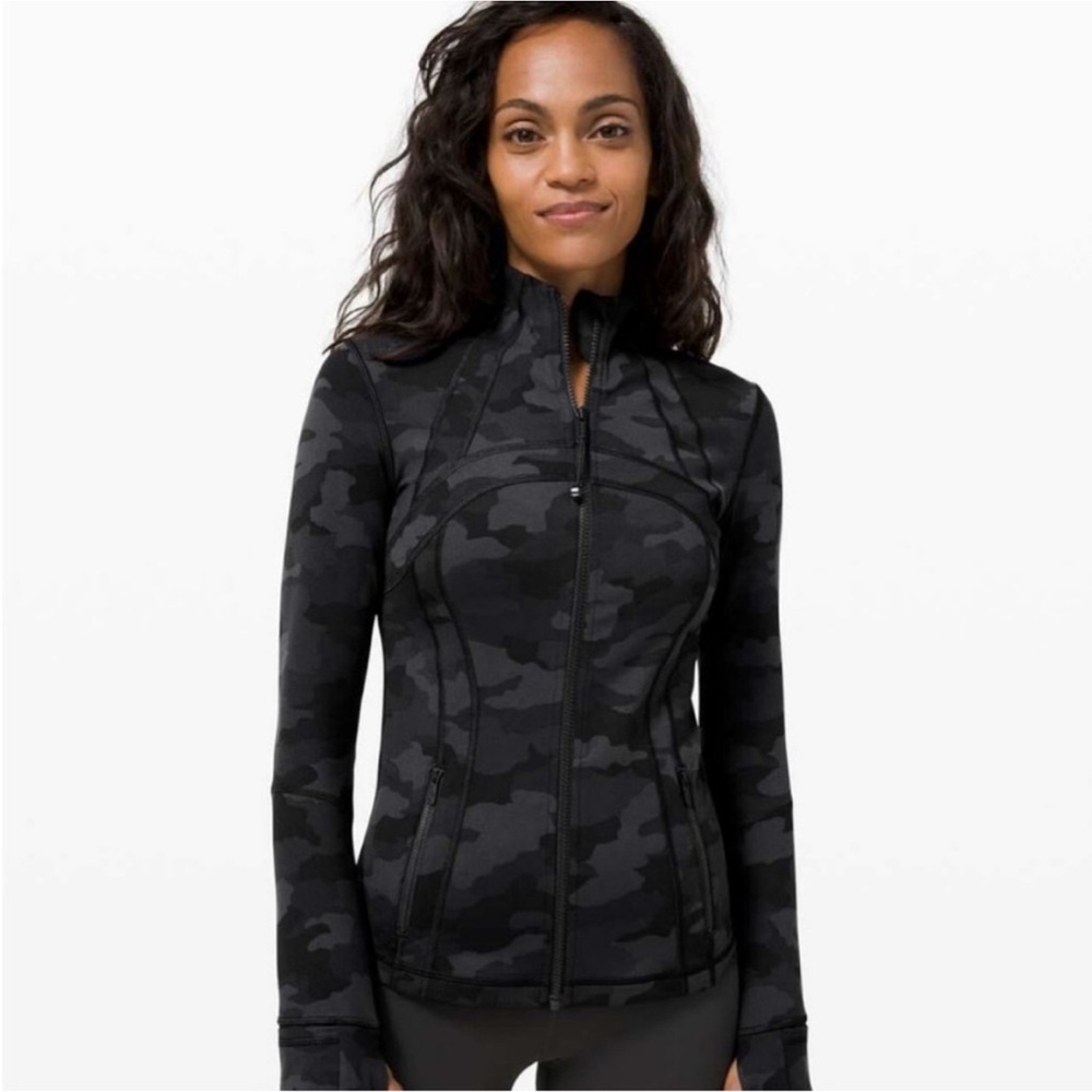 Lululemon Define Jacket Black Camo Size 10 EUC